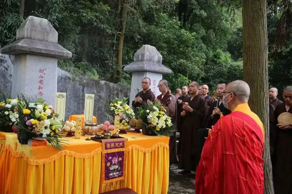 入！云门祖庭举行两位首座灵骨舍利入塔仪式