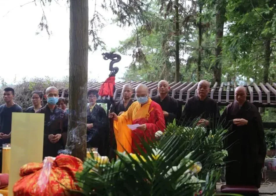入！云门祖庭举行两位首座灵骨舍利入塔仪式